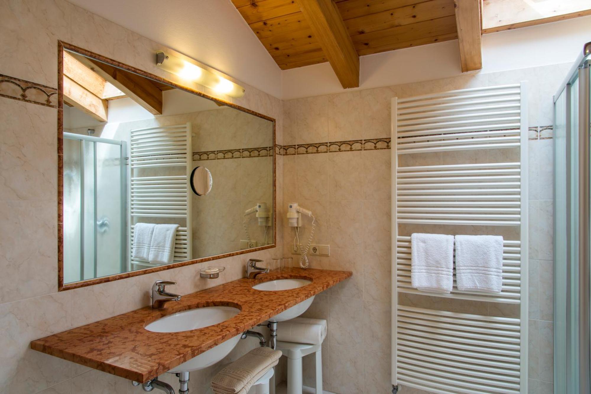 Apartments Lichtenberg Лагундо Екстериор снимка