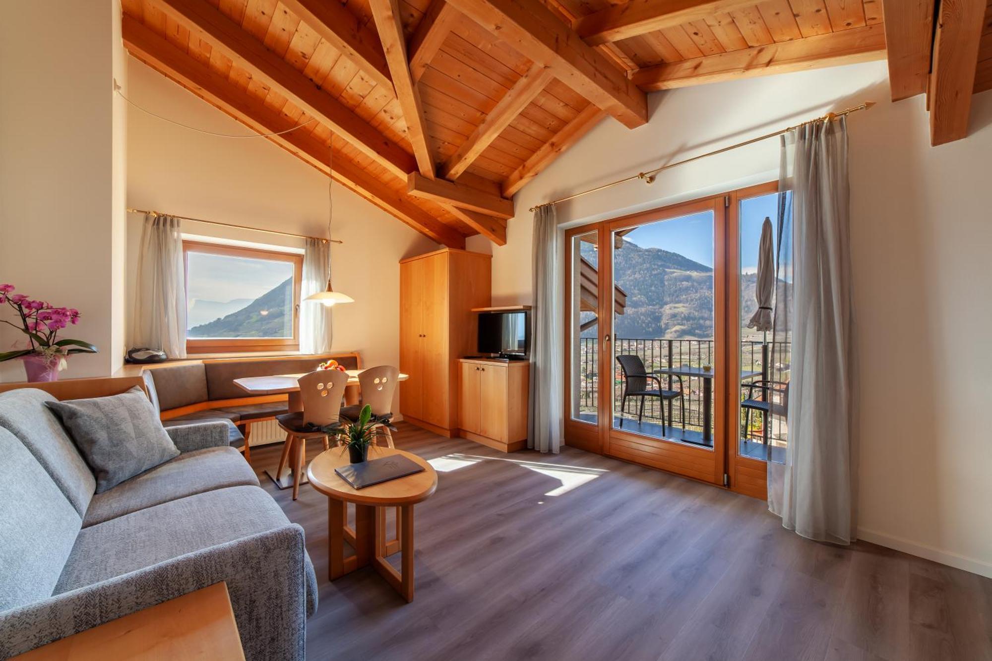 Apartments Lichtenberg Лагундо Екстериор снимка