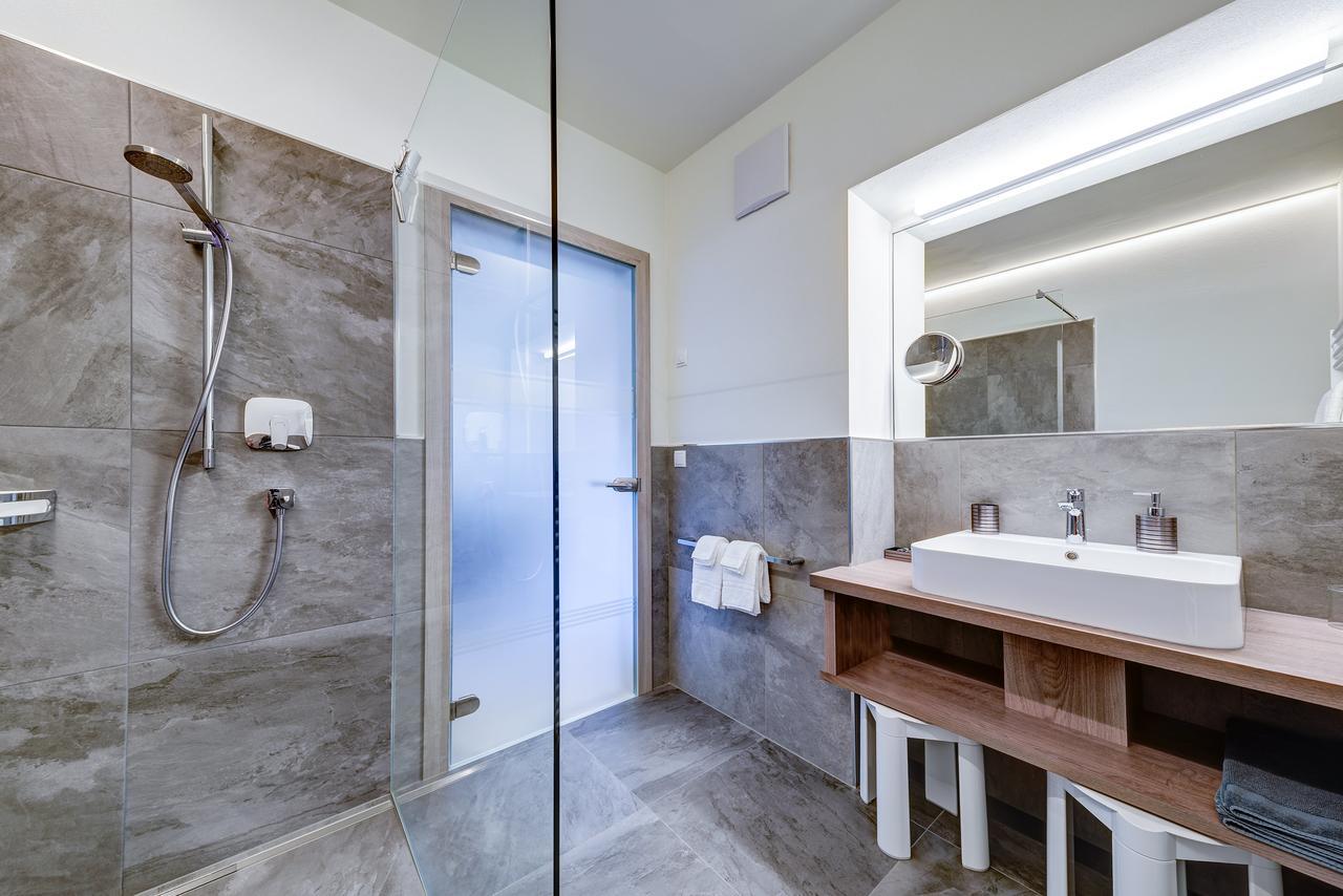 Apartments Lichtenberg Лагундо Екстериор снимка